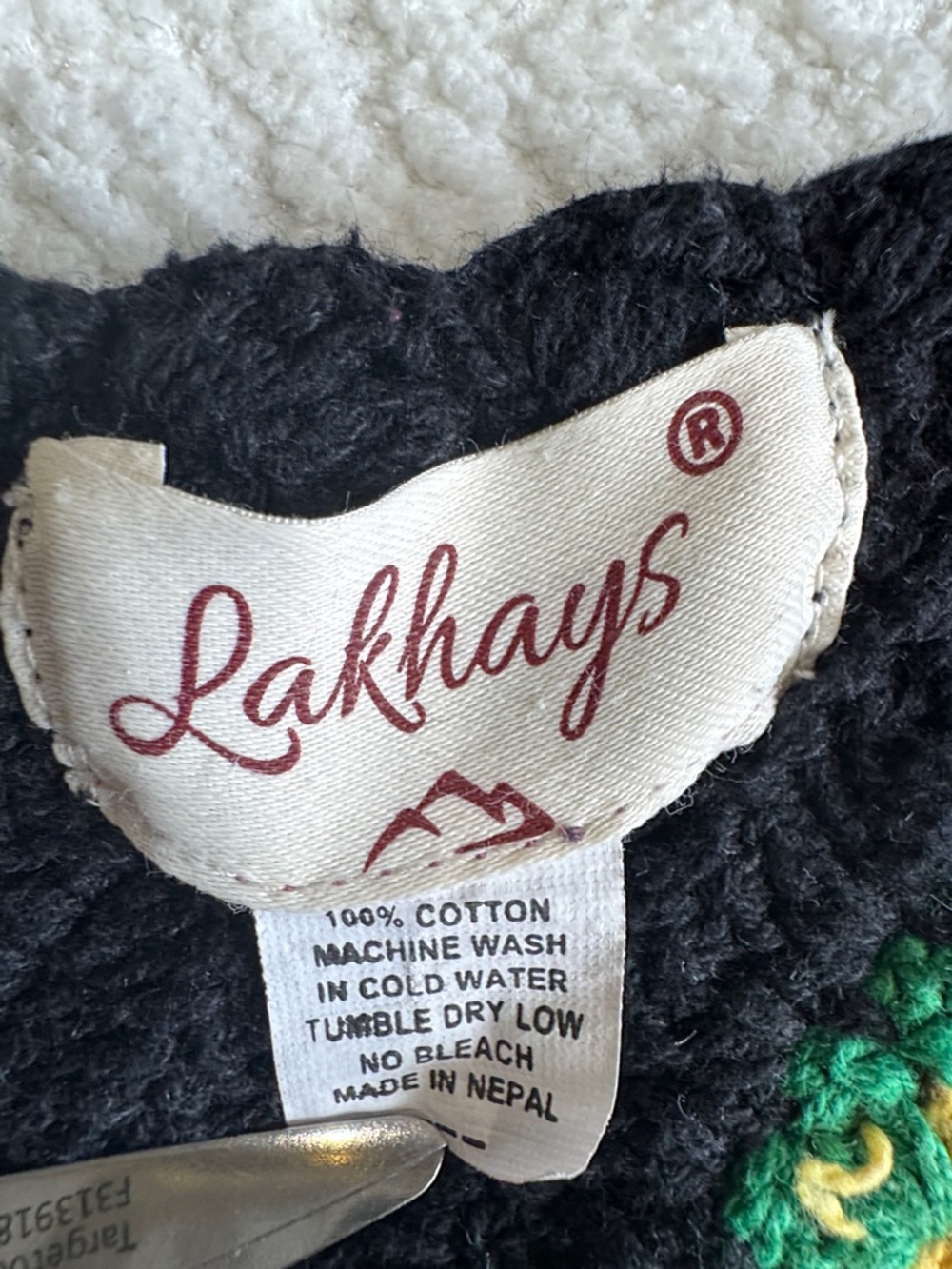 Lakhays Rasta Flower Crochet Top One Size - Picture 5 of 5